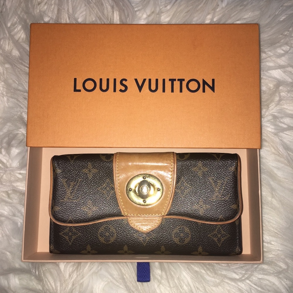 ❤️SALE❤️Louis Vuitton Portefeuille Boetie Wallet